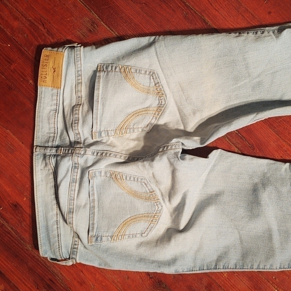 Hollister Light Wash Skinny Jeans Sz 3L/W 26 L 33 - Picture 7 of 9